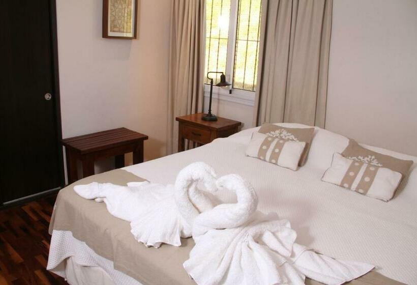 جناح إدارى, Río Arriba Suites & Apartments & Restó