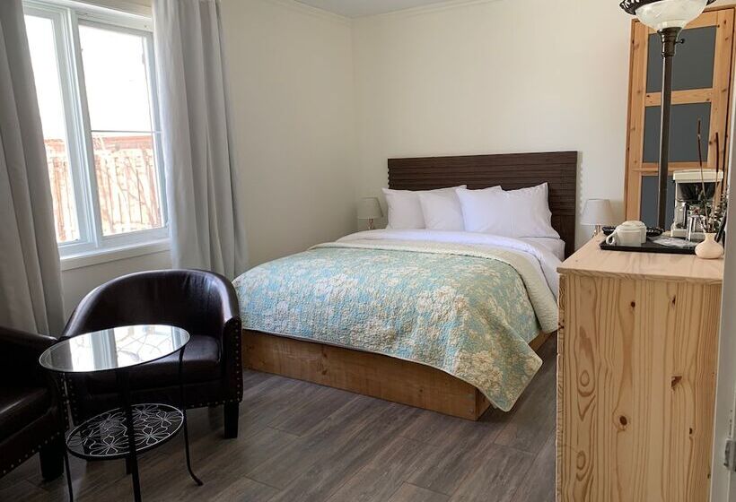 Номер Стандарт, Auberge La Rosepierre