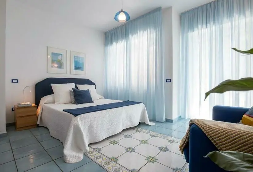 Standard-studio, Angelina Residence