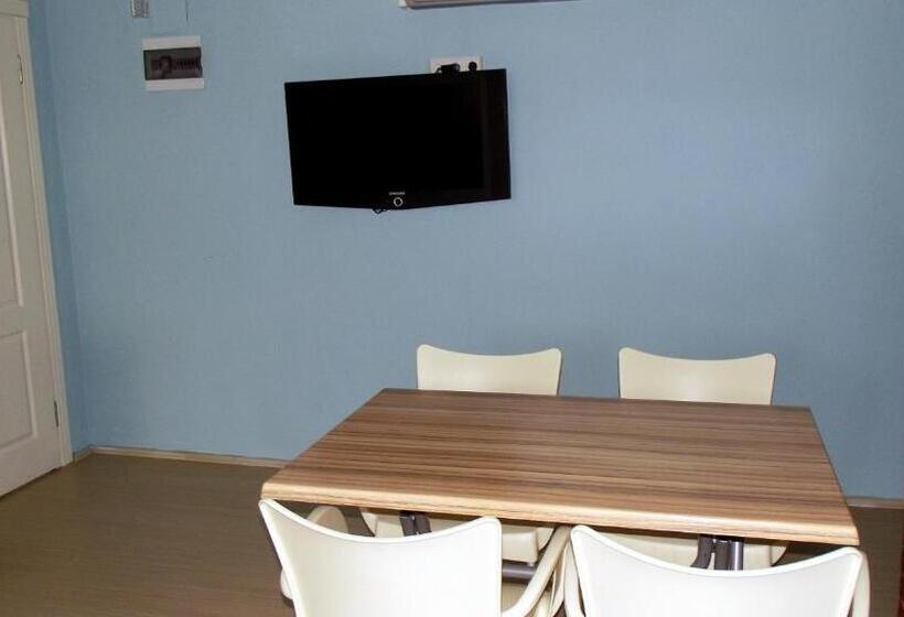 ２ベッドルームアパートメント, Gurkan Apart