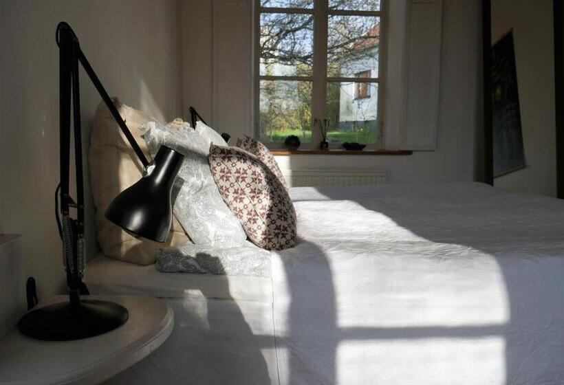 スタンダードルーム, Onkel Enkels Pensionat