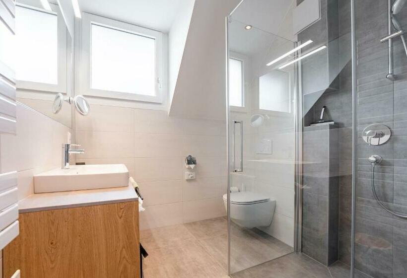 חדר סטנדרט, Stampferhof