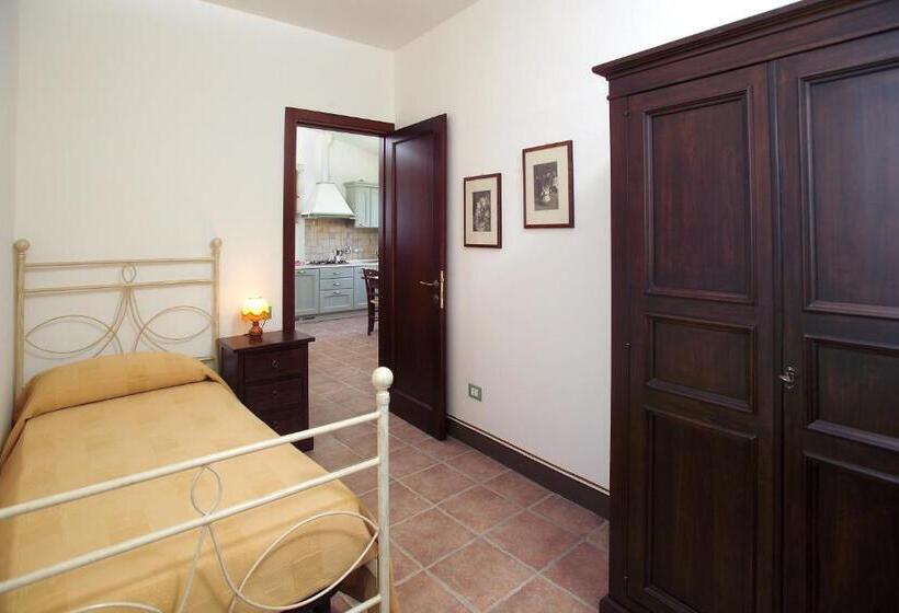 דירת שני חדרים, Residence Mariagiulia