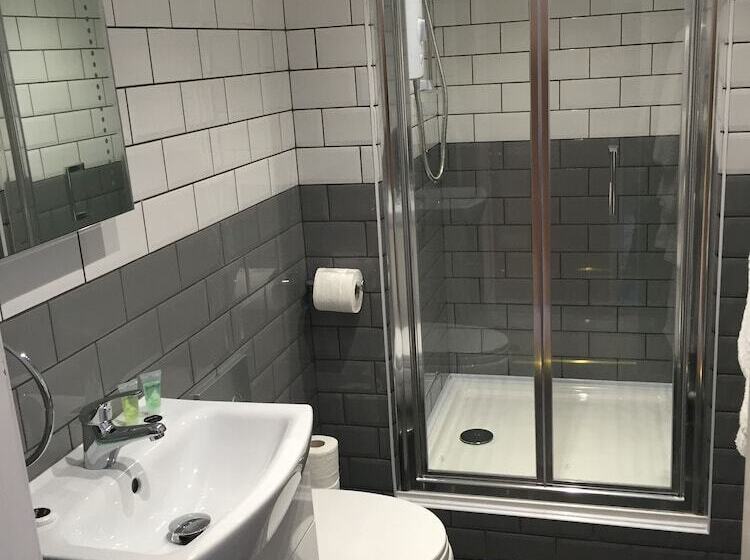 غرفة قياسية, The Golden Fleece Inn