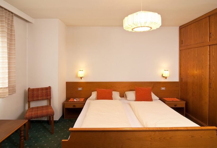 آپارتمان 1 خوابه, Cësa Panaval Apartments