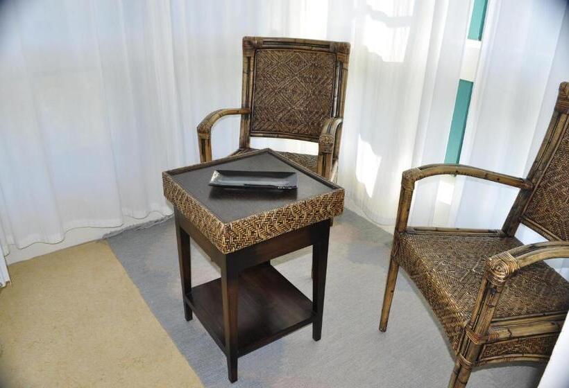 标准间, Alvarella