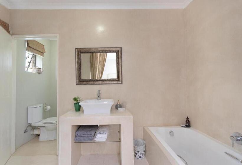 إستديو قياسى مزود بشرفة, Cape Goodness