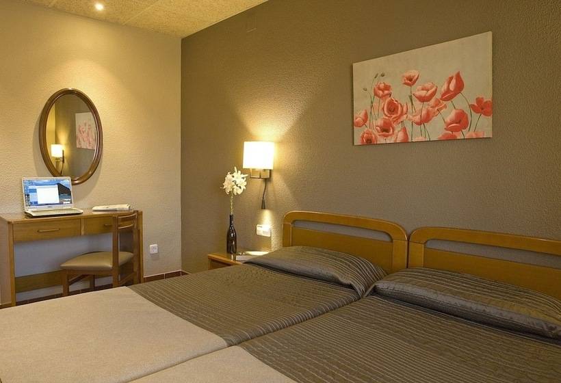 اتاق استاندارد, Hostal Barris