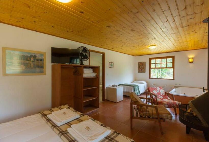 标准三人间, Pousada Mariza