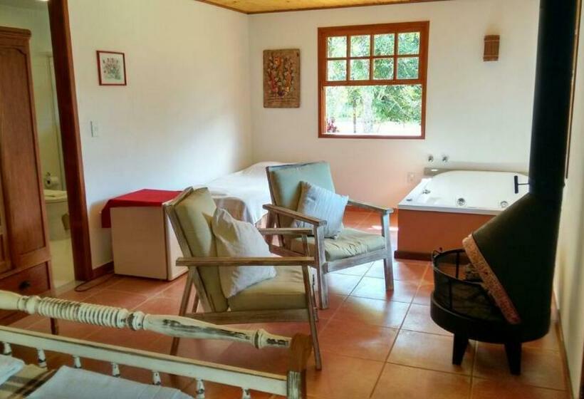 标准三人间, Pousada Mariza