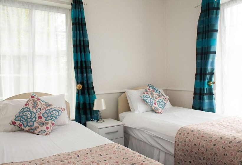 家庭间, The Parks Guest House