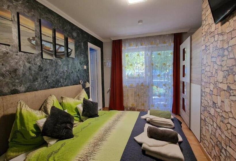 ガーデンビューのスタンダードワンルーム, Veronika Villa