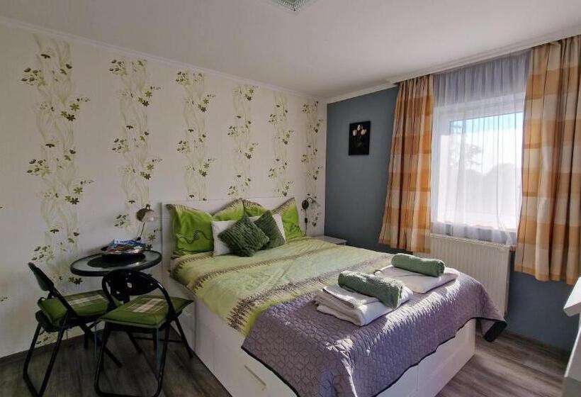 バルコニー付きデラックスルーム, Veronika Villa