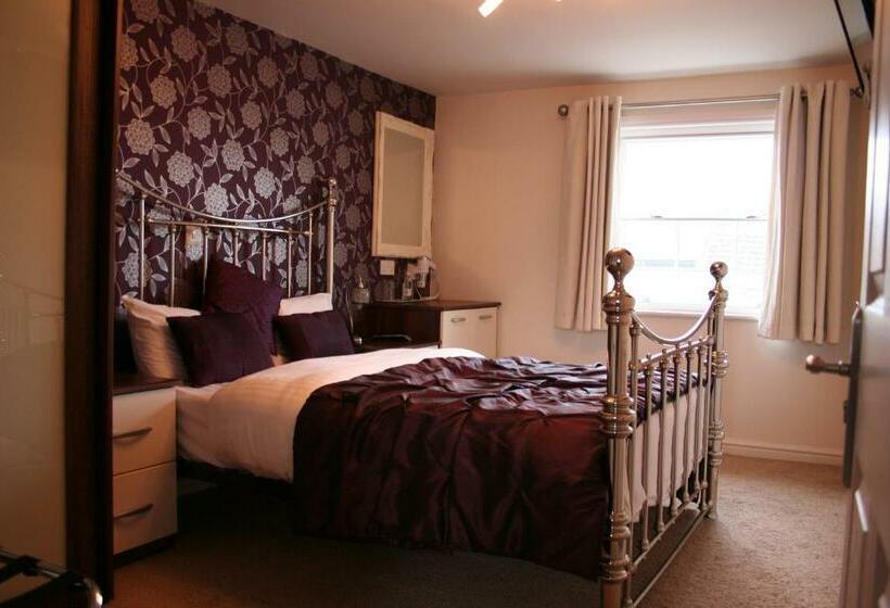 스탠다드 룸, Advocate Arms