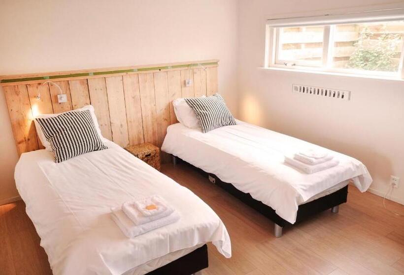 コンフォートルーム, B&b De Wadvaarder