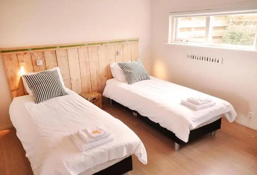 コンフォートルーム, B&b De Wadvaarder