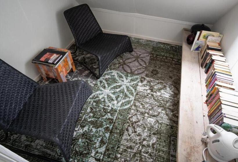 浴室共有ベーシックルーム, B&b De Wadvaarder