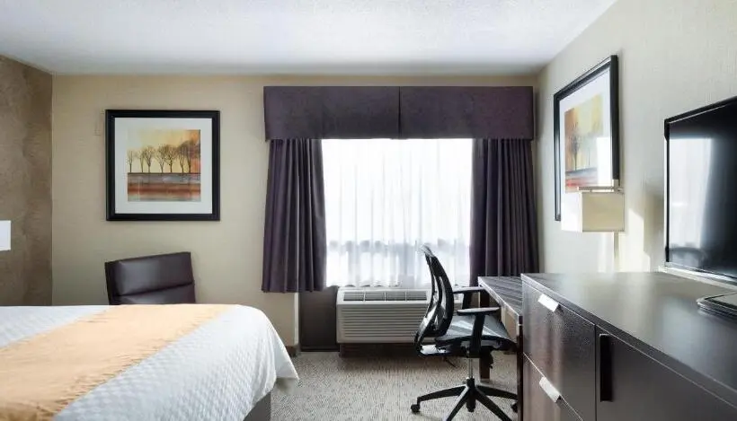 اتاق استاندارد, Stonecroft Inn