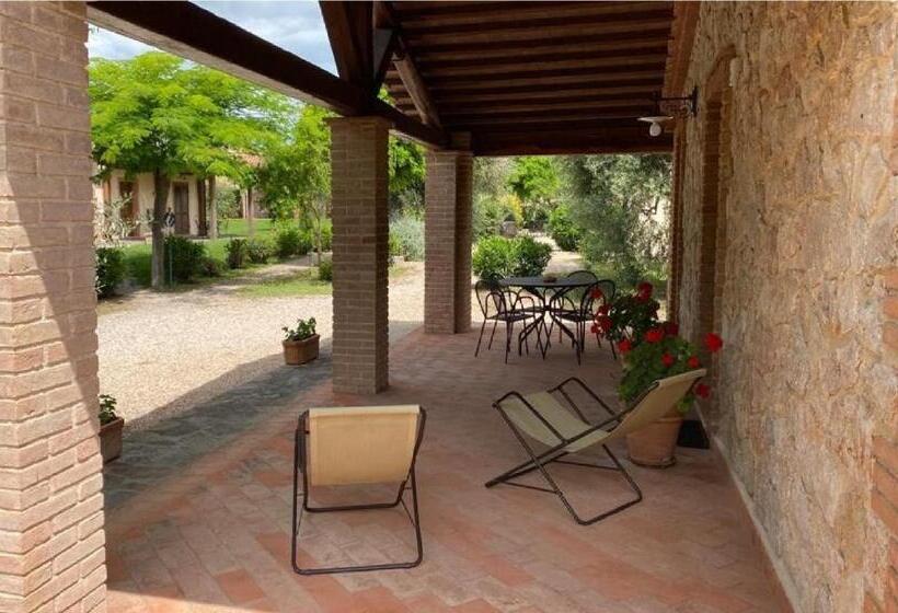 וילה בת 2 חדרי שינה, Agriturismo Le Cascatelle