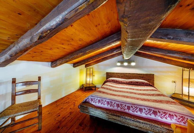 מיטת קינג בסוויטה, Casa Saltara