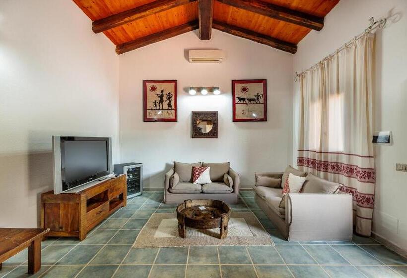 מיטת קינג בסוויטה, Casa Saltara