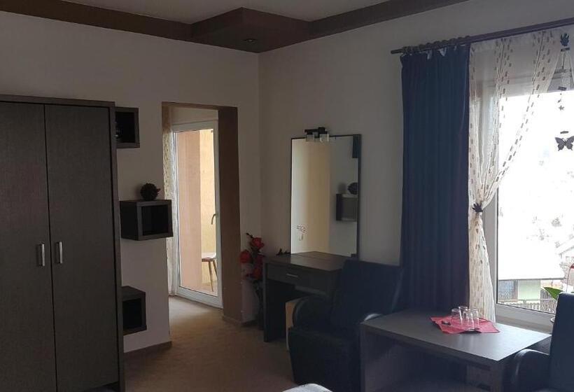 חדר סופריור עם מרפסת, Casa Cristina