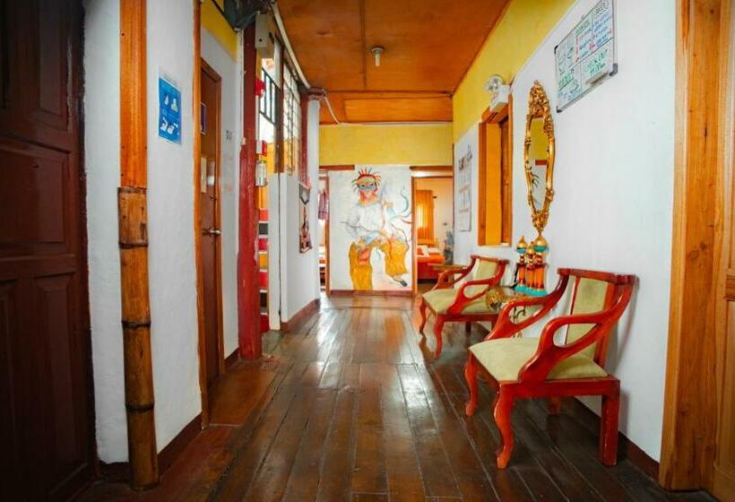 חדר סטנדרט חדר אמבטיה משותף, Colonial House Inn