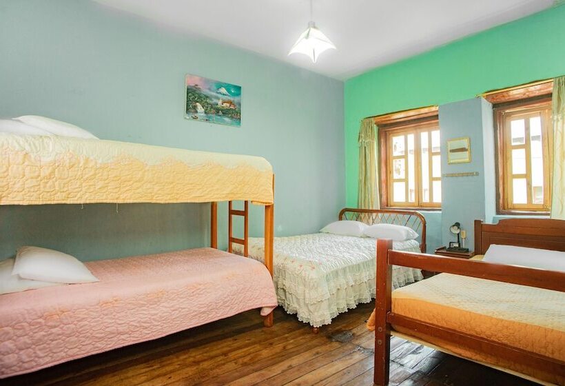 Cama em Quarto Compartilhado, Colonial House Inn