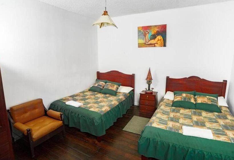 חדר סטנדרט, Colonial House Inn