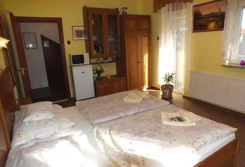 Standard-huone, Fehérló Vendégház & Restaurant
