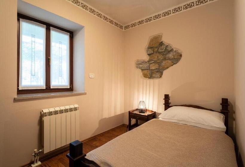 اتاق استاندارد یک نفره, Guest House Valentincic