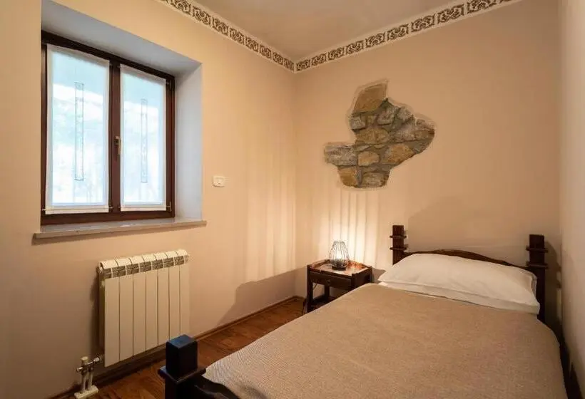 اتاق استاندارد یک نفره, Guest House Valentincic