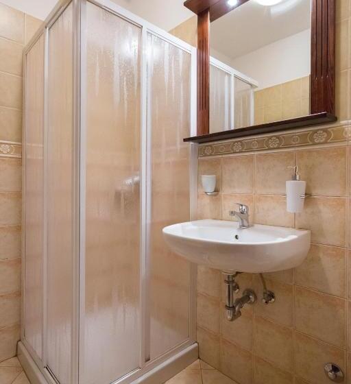 اتاق استاندارد یک نفره, Guest House Valentincic