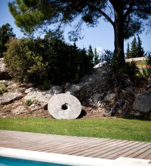 ویلای 2 خوابه, Ha Mar Ao Luar