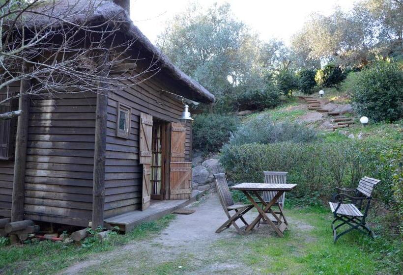 بانگلوی استاندارد با چشمانداز دریا, Ha Mar Ao Luar