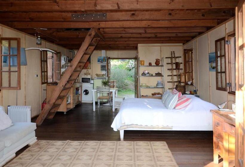 بانگلوی استاندارد با چشمانداز دریا, Ha Mar Ao Luar