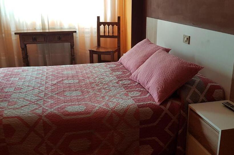 스탠다드 룸, Hostal Fisterra