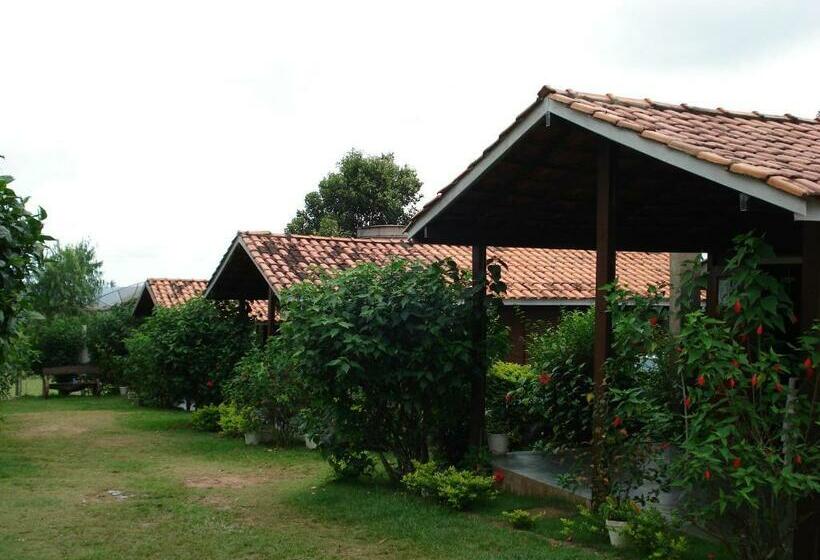کلبه ییلاقی, Pousada Jardim Da Chapada