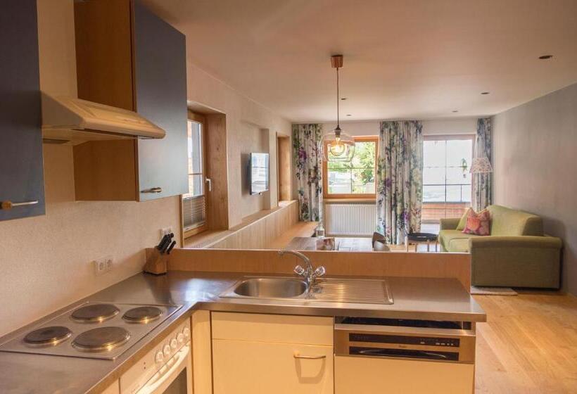 Апартаменты 2 Спальни, Stäfeli