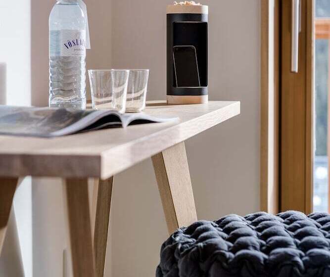 Номер Стандарт, Stäfeli