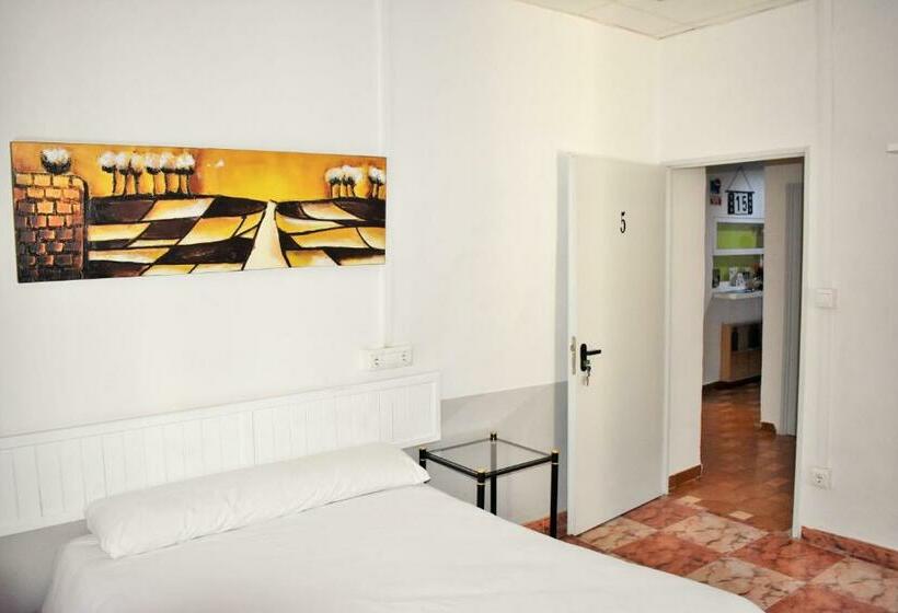 Pokój Standard Wspólna Łazienka, Pension Castil