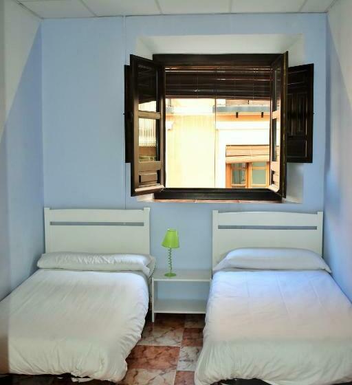 Pokój Standard Wspólna Łazienka, Pension Castil