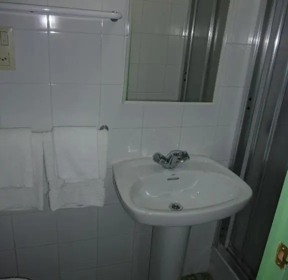 اتاق استاندارد, Pension Fonda Vilalta