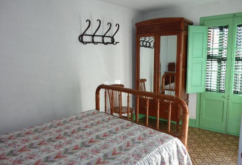 Номер Стандарт, Pension Fonda Vilalta