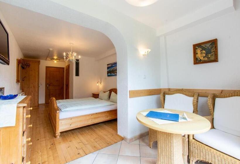 Номер Стандарт, Pension Noella