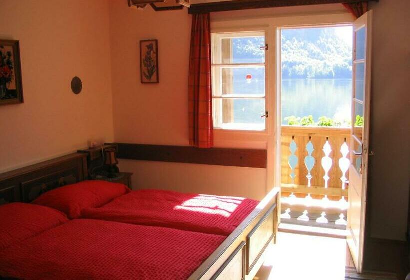 غرفة قياسية مزوَّدة بشُرفة, Pension Sarstein