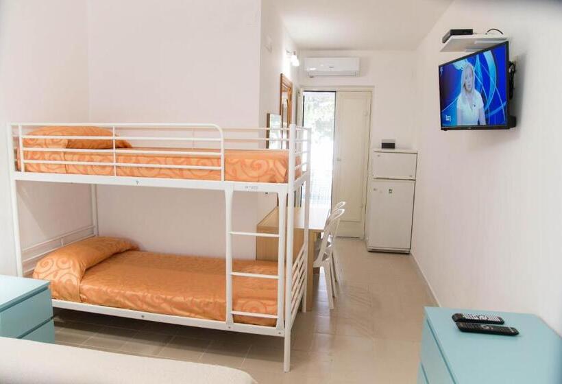 شقة عائلية, Residence Adriatico