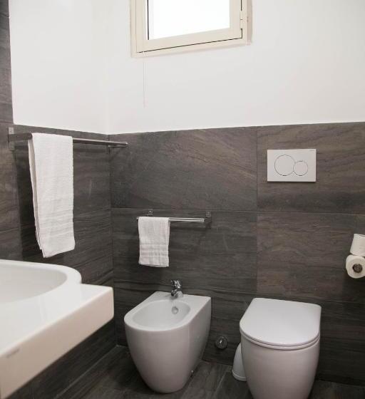 شقة عائلية, Residence Adriatico