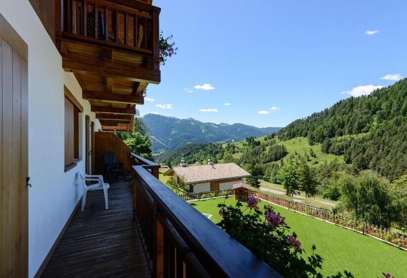 2 Bedrooms Apartment Mountain View, Foresto   Holiday Apartments