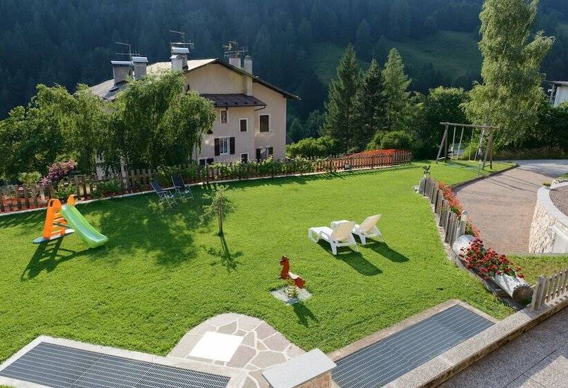 带1个卧室的高级公寓, Foresto Holiday Apartments